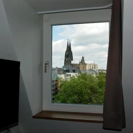 Zur Malzmuehle 3* Colonia