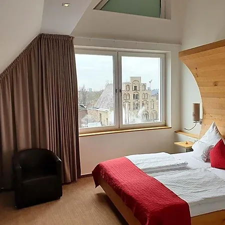 Hotell Zur Malzmuehle 3*