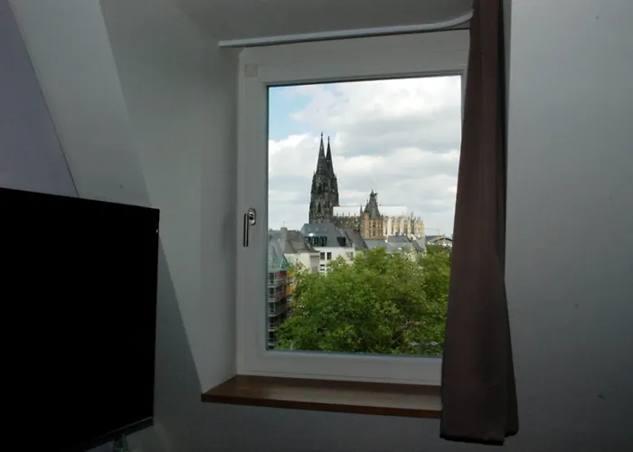Zur Malzmuehle 3* Köln